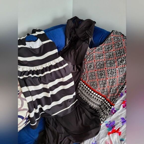 One Dress  - Picture 1 of 16